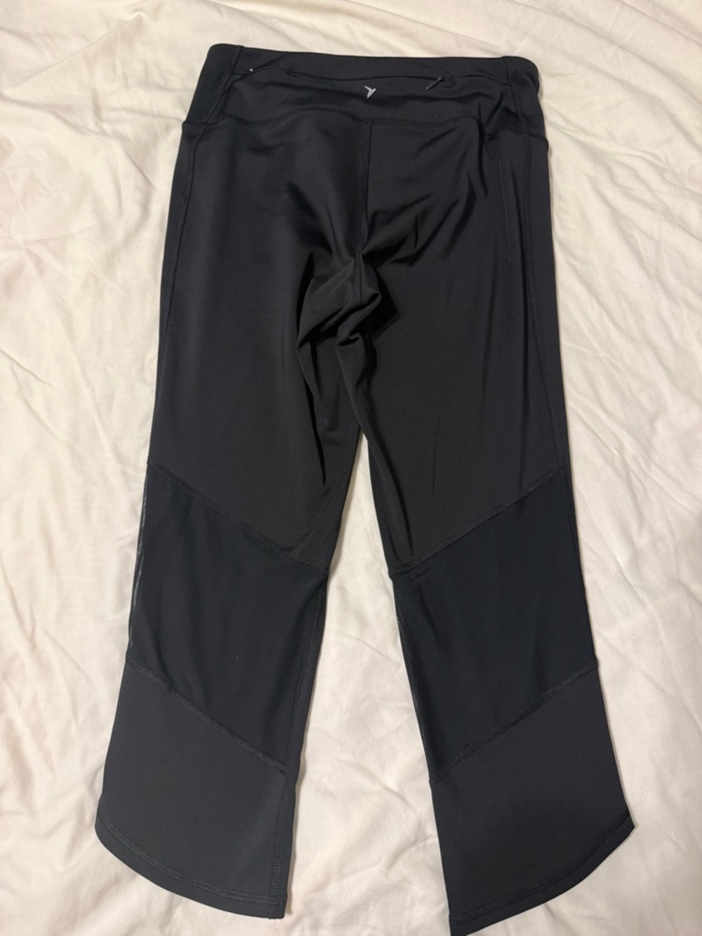 Old Navy Active Black Go-Dry Workout Leggings - Picture 3 of 5